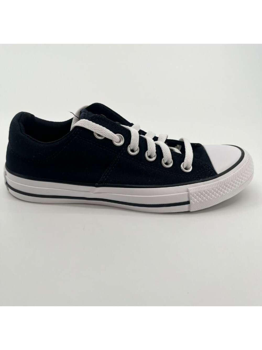 Converse Chuck Taylor All Star Low Womens Size 7 Black Athletic Shoes Sneakers